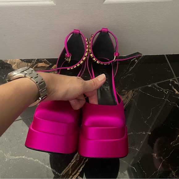 Versace Medusa Head Charm Satin Platform Pumps - Picture 9 of 14